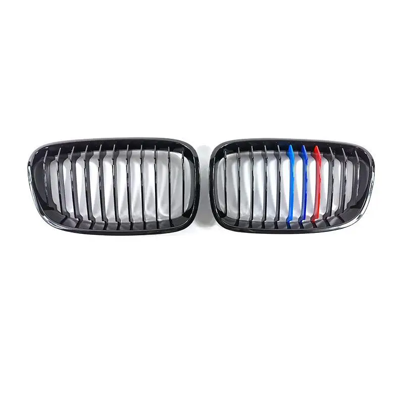 

Подходит для BMW 1 серии F20, ранняя модификация модели, одна линия, три цвета, глянцевая черная решетка, оригинальная