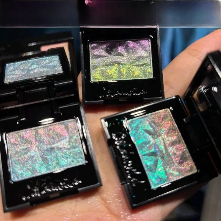 Cold wild coldnwild chameleon eyeshadow moon white peach yao eyeshadow flash flash flash highlight color development