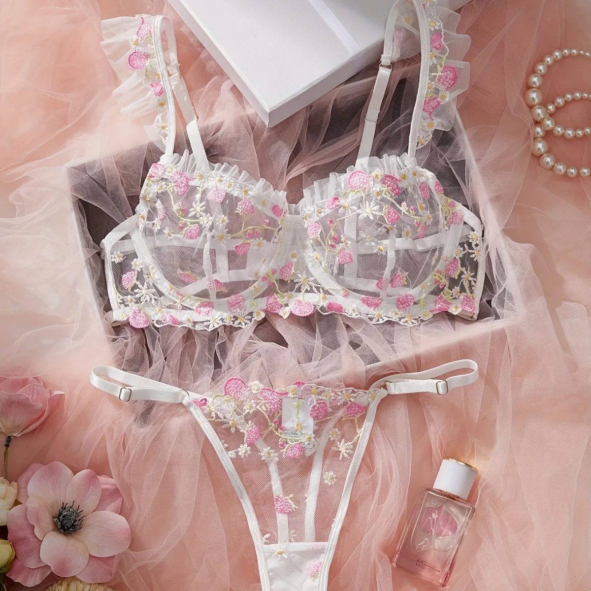 New French Strawberry Embroidery Mesh Bra Lingerie Sets Erotic Suits For Women Hot Caliente Lady Female Outfit Sexy Lingerie Set view 4