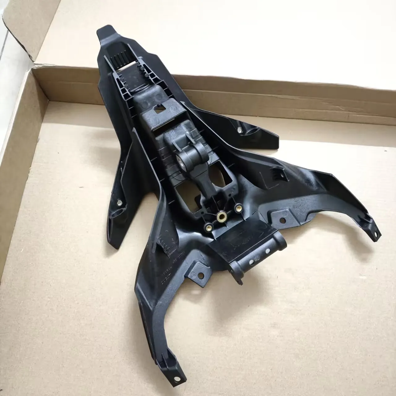For Ducati Panigale V2 V4S Streetfighter V4 Taillight Bracket Rear Seat Cushion Inner Cover Panel Holder Lock Base Plate Fairing