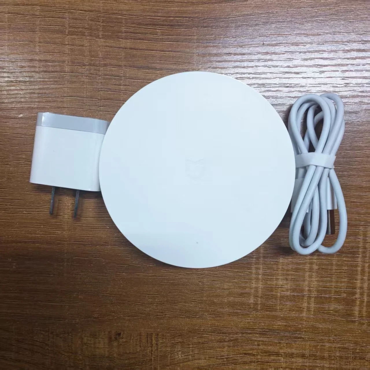 

China Version Xiaomi Mijia Smart Gateway Multi-Mode Zigbee Bluetooth Remote Control And Automation Smart Linkage Mesh Hub