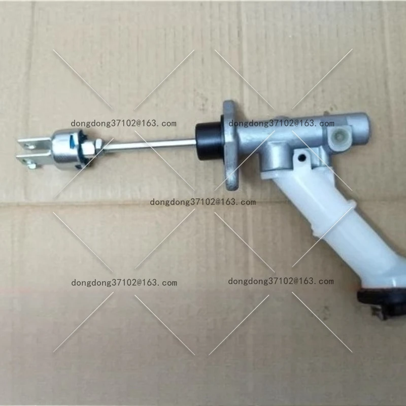 

.03 133 Clutch master pump, sub-pump JZS133 Clutch brake sub-pump