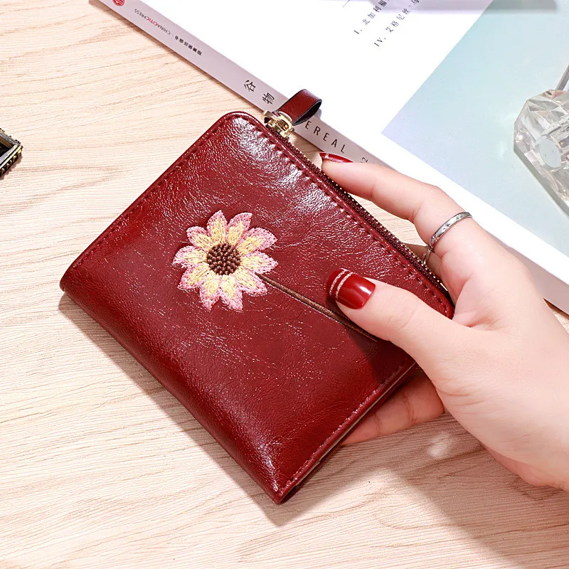 Women's Embroidered Short Wallet PU Leather Plum Blossom Pattern Ladies Coin Purse Card Holders Foldable Hasp Zipper Money Bag