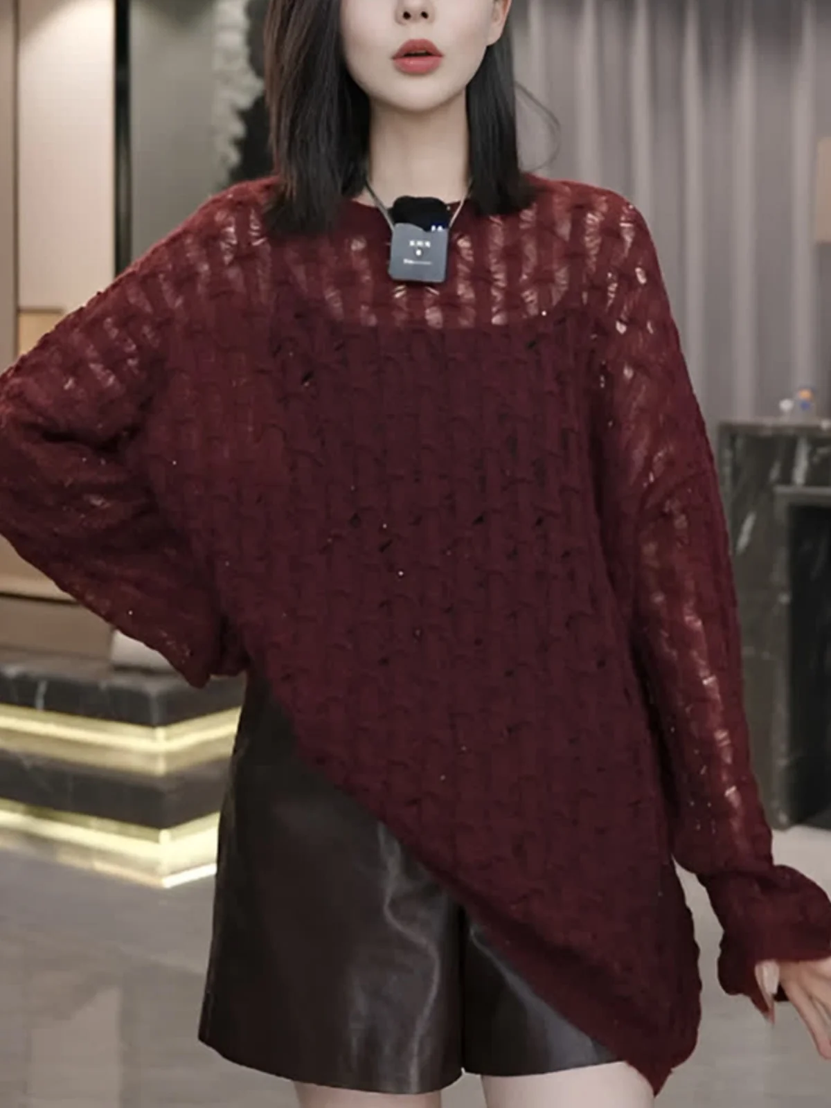 

Retro Sle Faionable Wine Red round Ne Hollow out Knitwear Women's Early Autumn Loose Long Sve Top Korean Sle