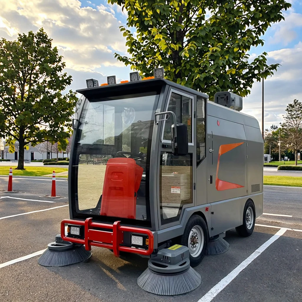 

Промышленная подметальная машина с сиденьем для оператора, автоматическая уборочная машина для улиц и полов, уличная подметальная машина для наружных работ