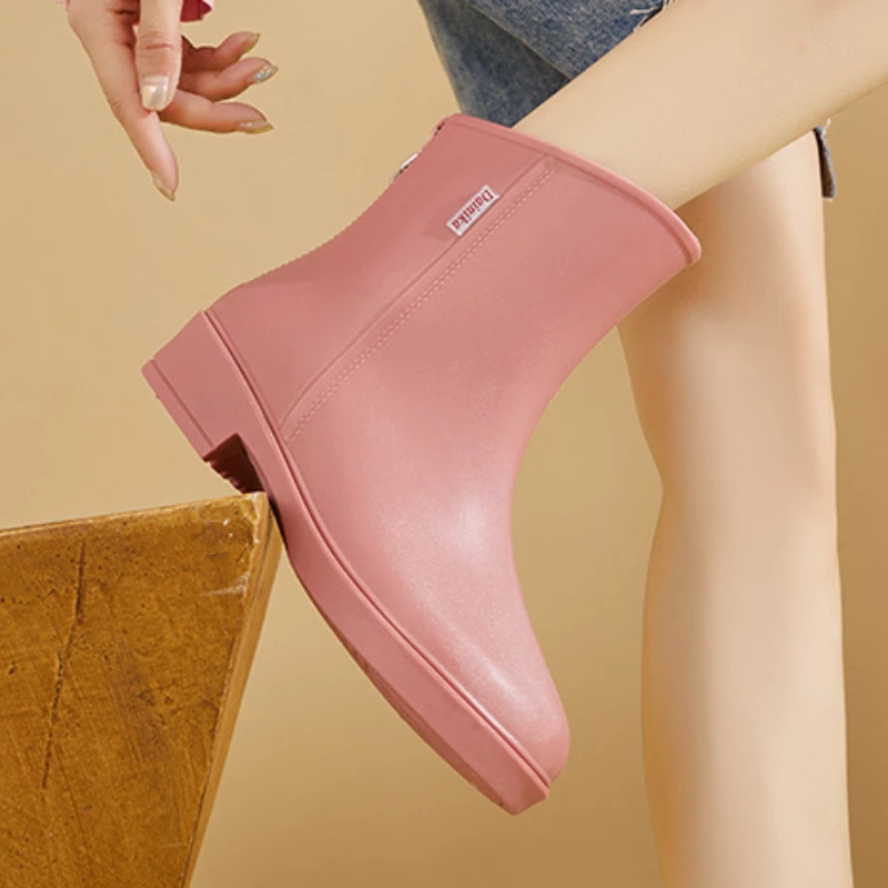 Bottes en caoutchouc de rinçage pour femmes, chaussures de pluie imperméables, bottes de pluie non aldes, chaussures de cuisine résistantes à l'huile, galoches, travail de jardin, pêche