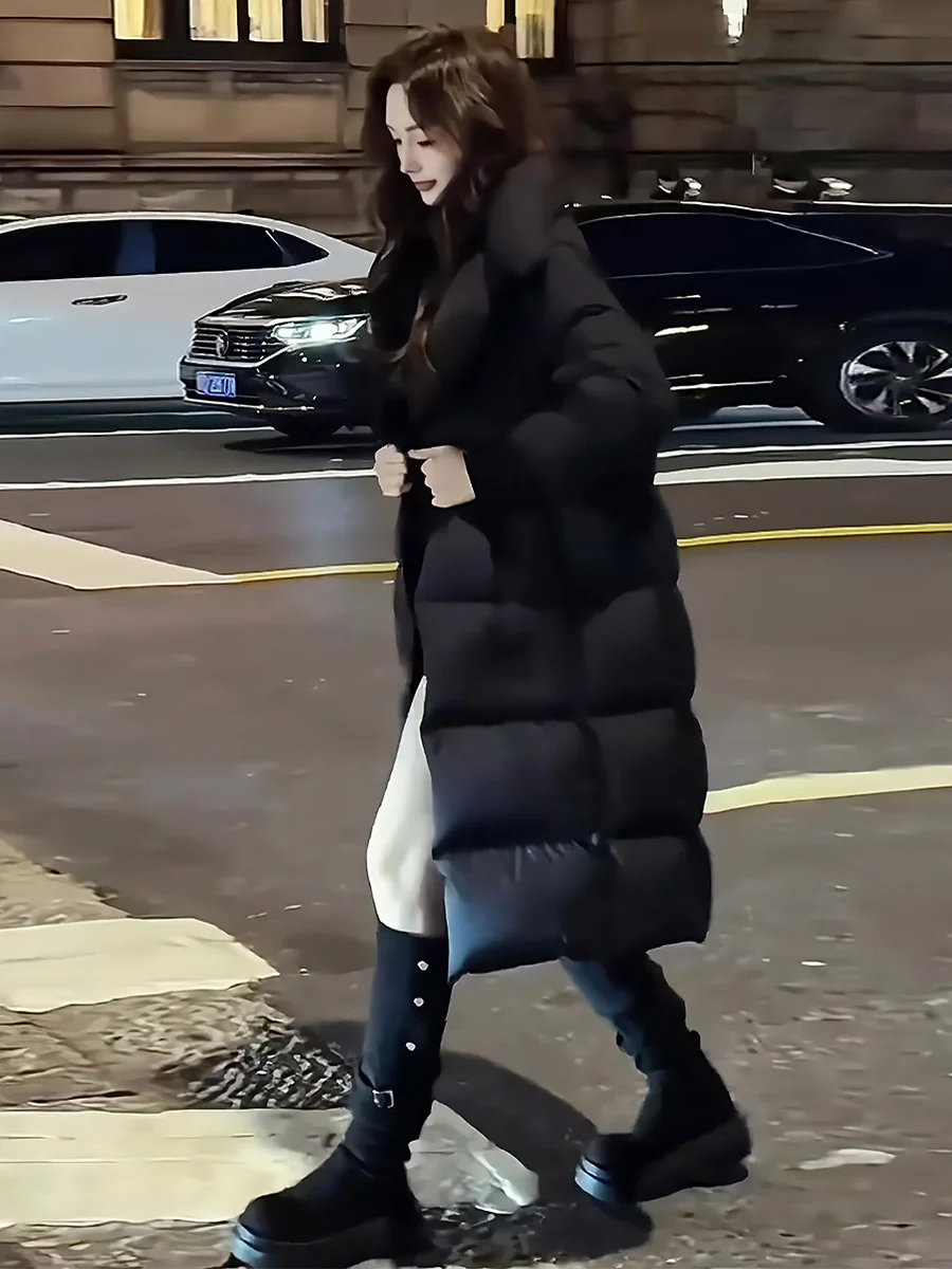 Modny, ocieplany, biały płaszcz zimowy damski z dużym kołnierzem, uniwersalny, nowy model.