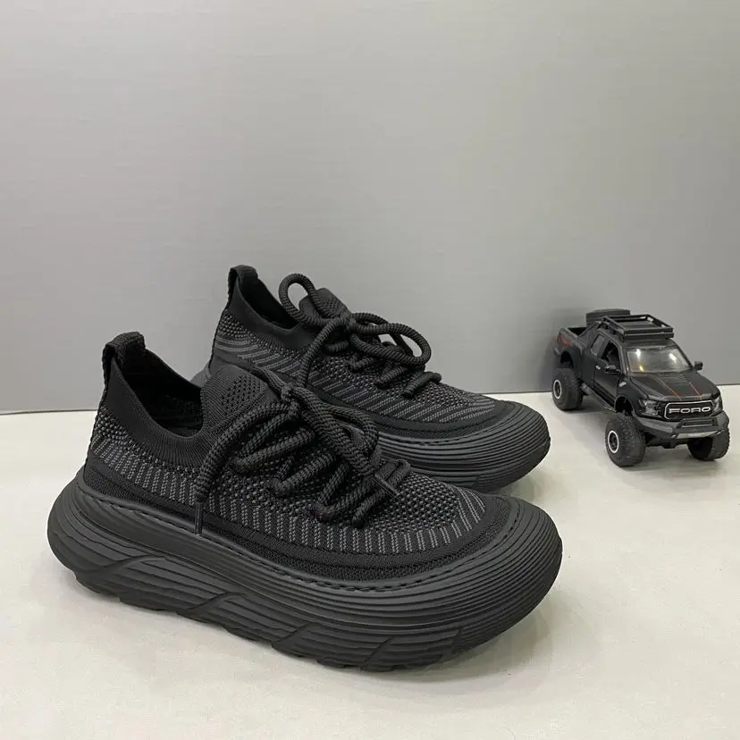 2024 New Sports Casual Men's Mesh Thick-Soled Knitted  Versatile Simple Slip-on Daddy Shoes