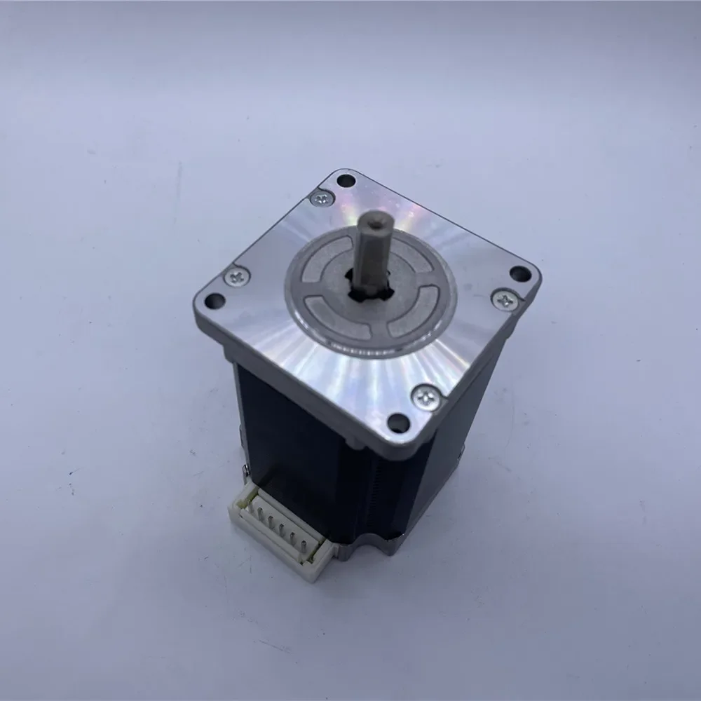 

New In stock 103H7823-0740/0440 Stepper Motor