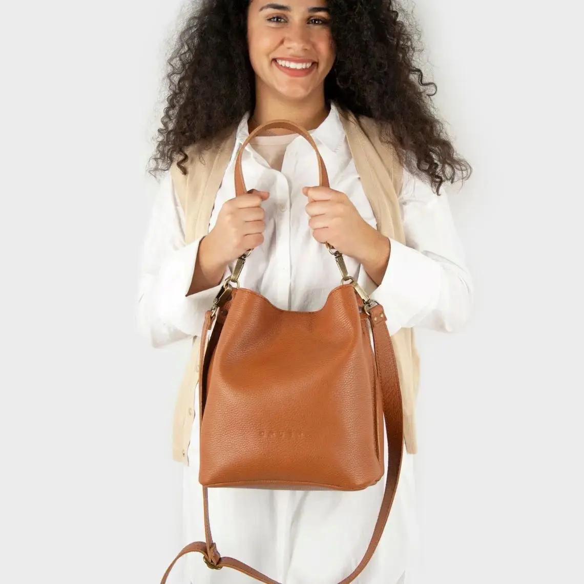 Bolsa de ombro de couro Handmade Leather Bag Bucket Shoulder Bag Handmade Presentes para ela Crossbody Purse para as Mulheres, Crossbody Purse Disponível em 10 cores