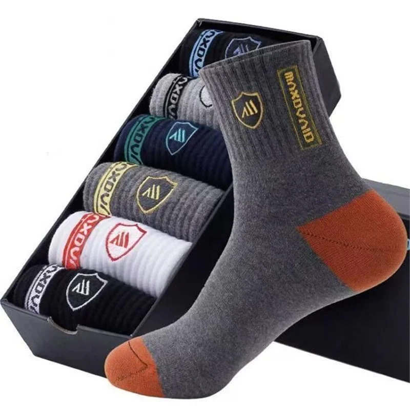 5 Pairs Men's Socks Mid-Calf Socks Warm Socks Long Sweat-Absorbing Breathable Socks Trendy Versatile Fall And Winter Sports Sock