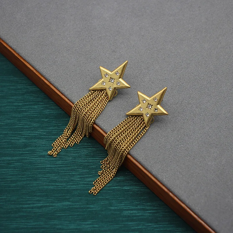 

Spanish Niche Long Star Tassel Earrings Plated Old Gold Shoulder Earrings