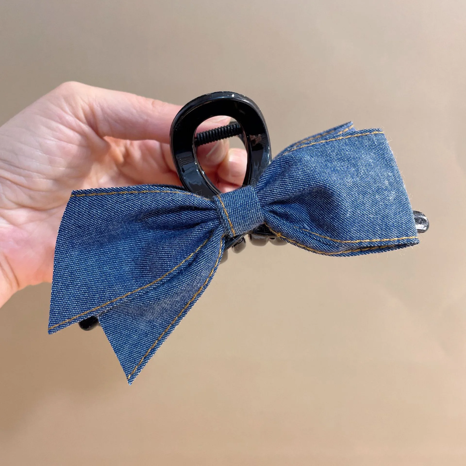 AFP Denim Bowknot Trendy Hair Clip Claw to Fix Hair Ladies Hair Bath Crab Clip Headband Fashion Popular Hair Accessories