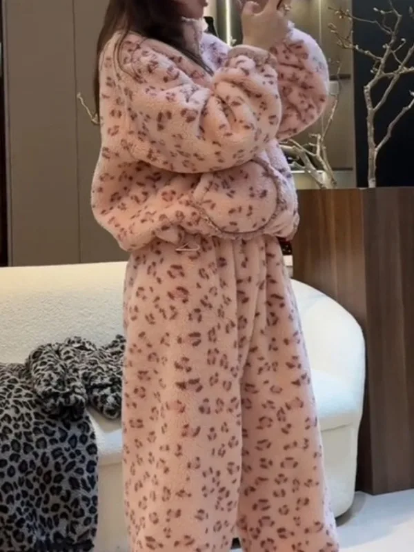 

Ultra-Thick Coral Fleece Pijama Set Women's Winter Home Clothes Two-Piece Set Extra Fluffy Winter Collection Sleepwear