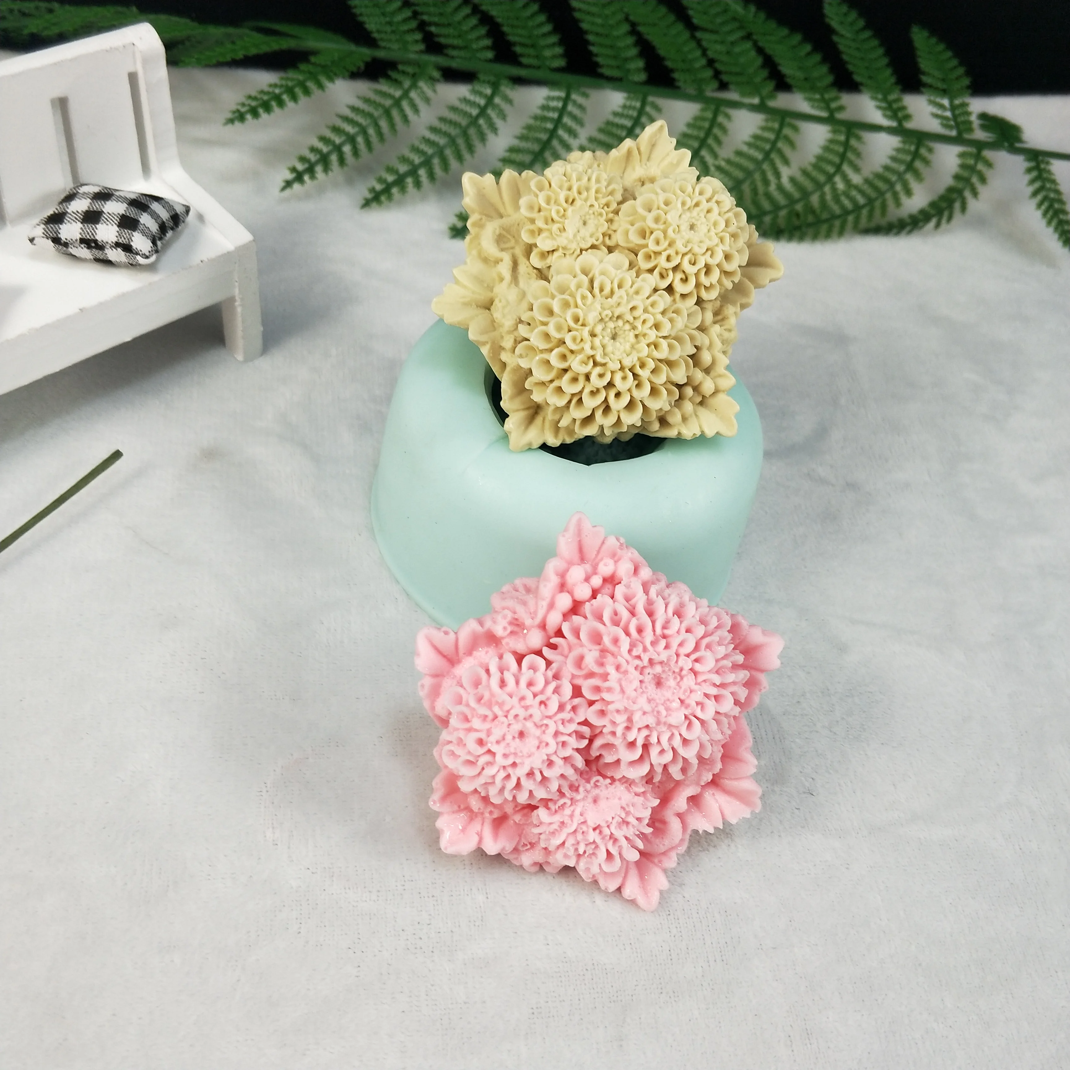 HC0206 PRZY Mold Silicone Flower Soap Molds Gypsum Chocolate Candle Candy Mold Bouquet Making Clay Resin Three Dahlia Flowers