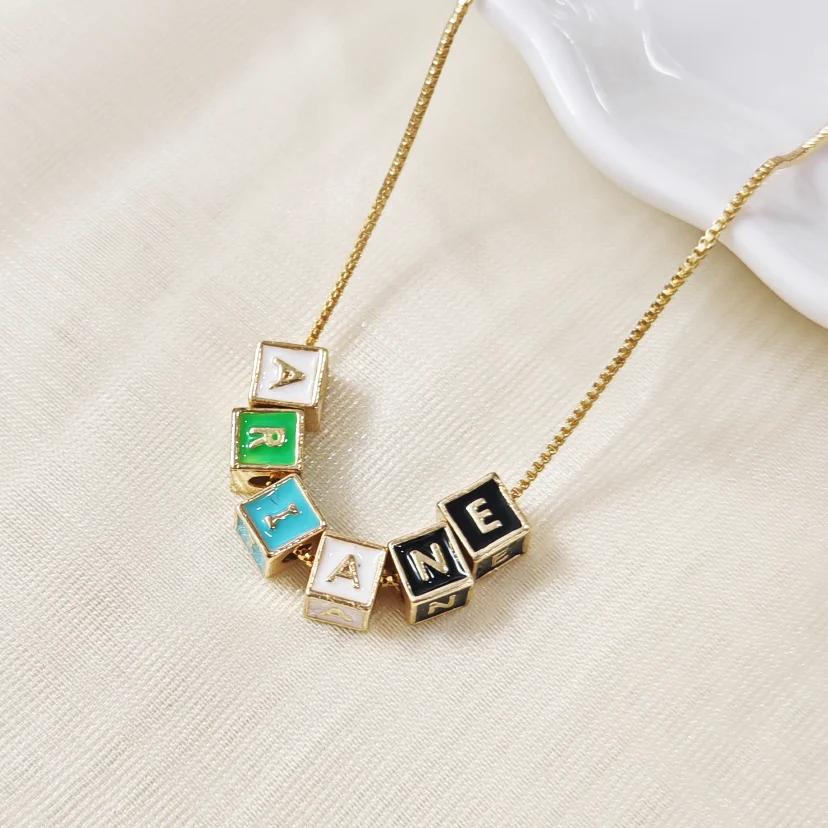 

Customize a brand new colored dopamine square necklace DIY 26 letter name necklace jewelry gift