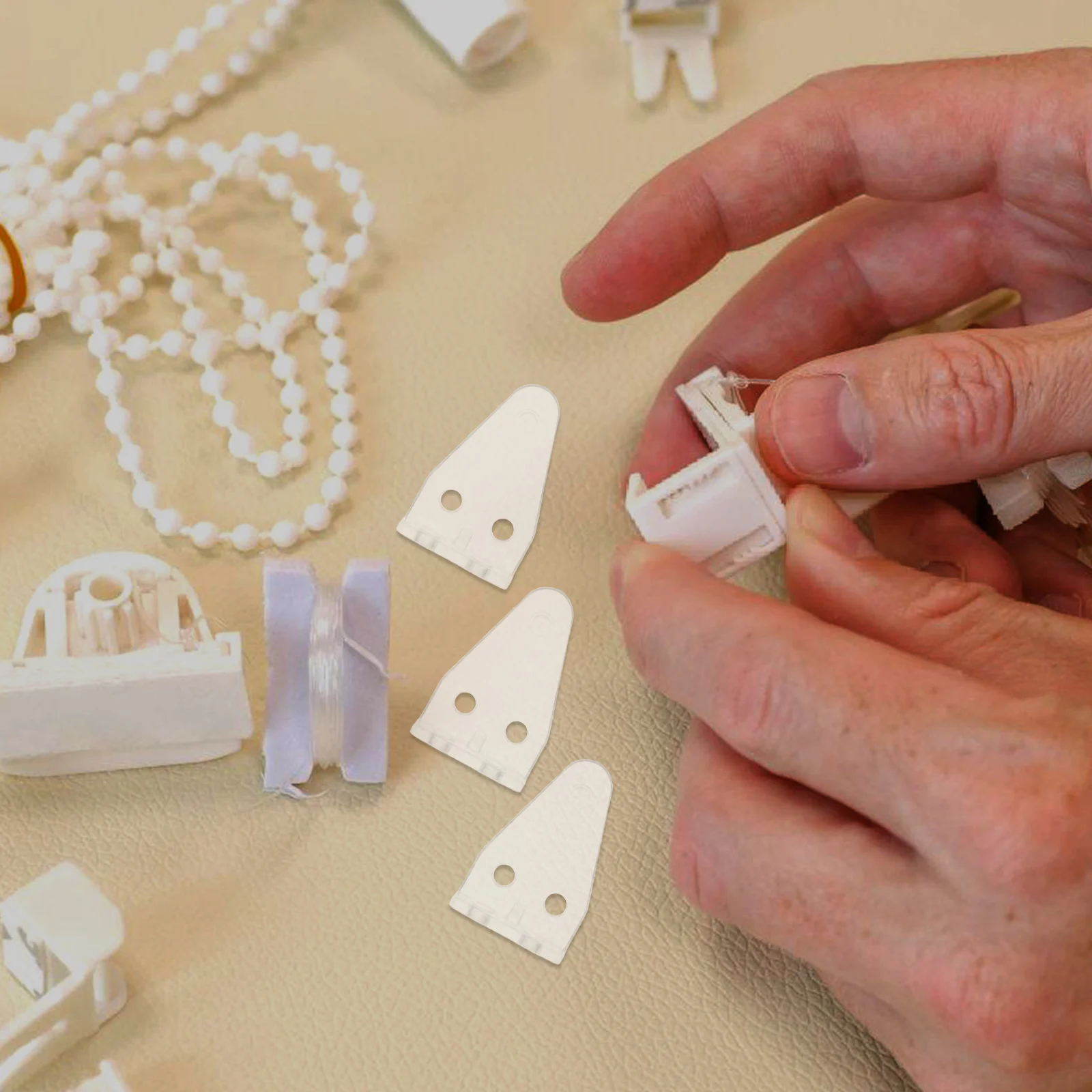 10 Pcs Blinds Hold Down Bracket Clear Plastic Bottom Clips for Window Shutter Simple Install Safe Transparent