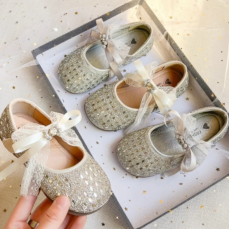 Toddler Girls Sparkly Sequins Leather Shoes with Cute Bow 2026 New Spring Kids Mary Jane Flats Soft Sole Chic Princess Dress Up