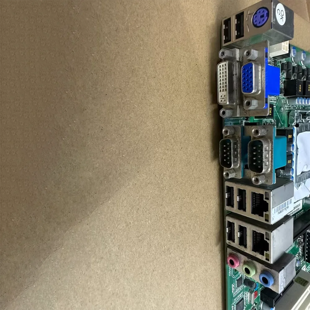 

Для промышленной материнской платы SYM76996VGGA с несколькими последовательными портами B75 Гигабитный двойной сетевой порт