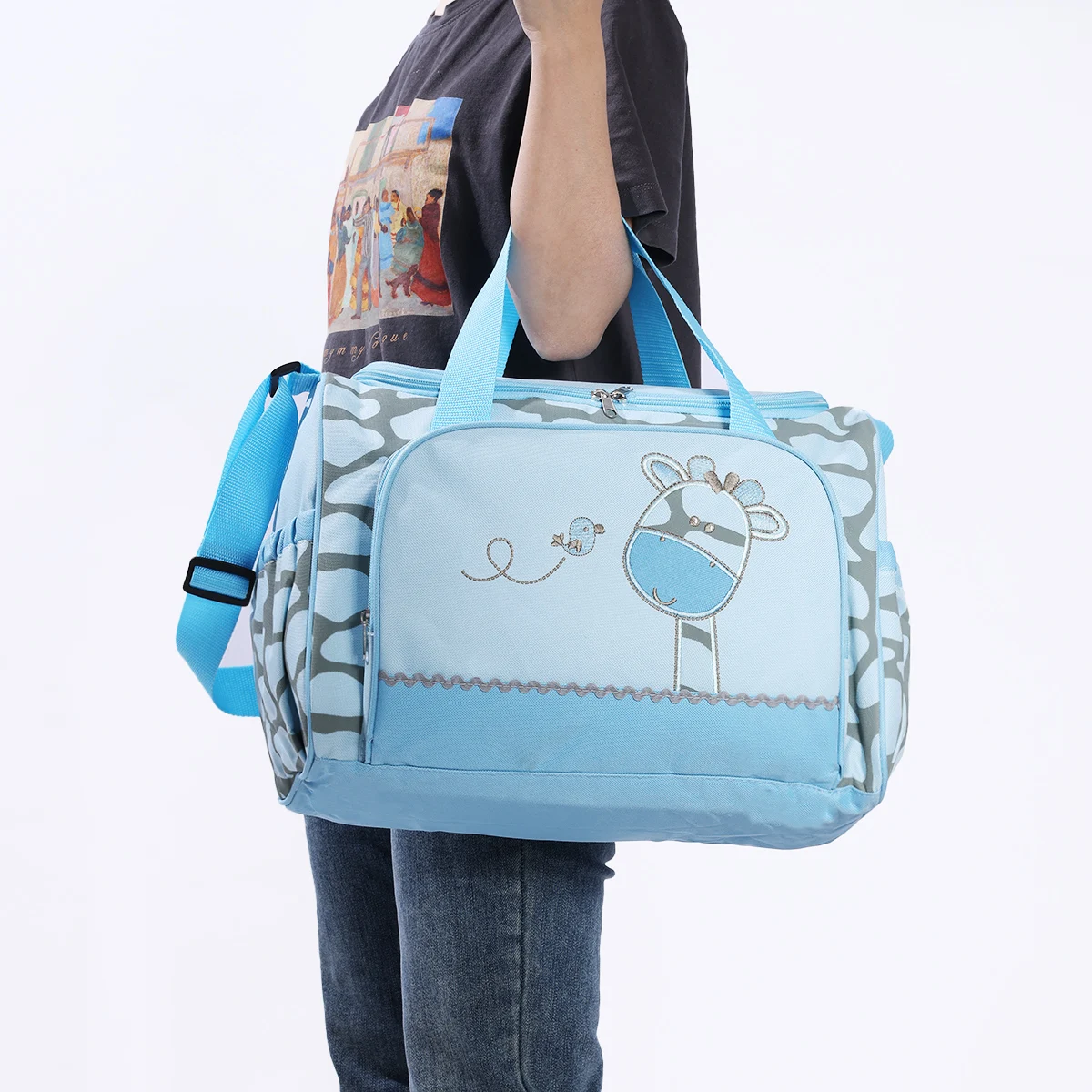 Fashionable cartoon embroidered single shoulder mommy bag with multifunctional and large capacity mother and baby diaper bag