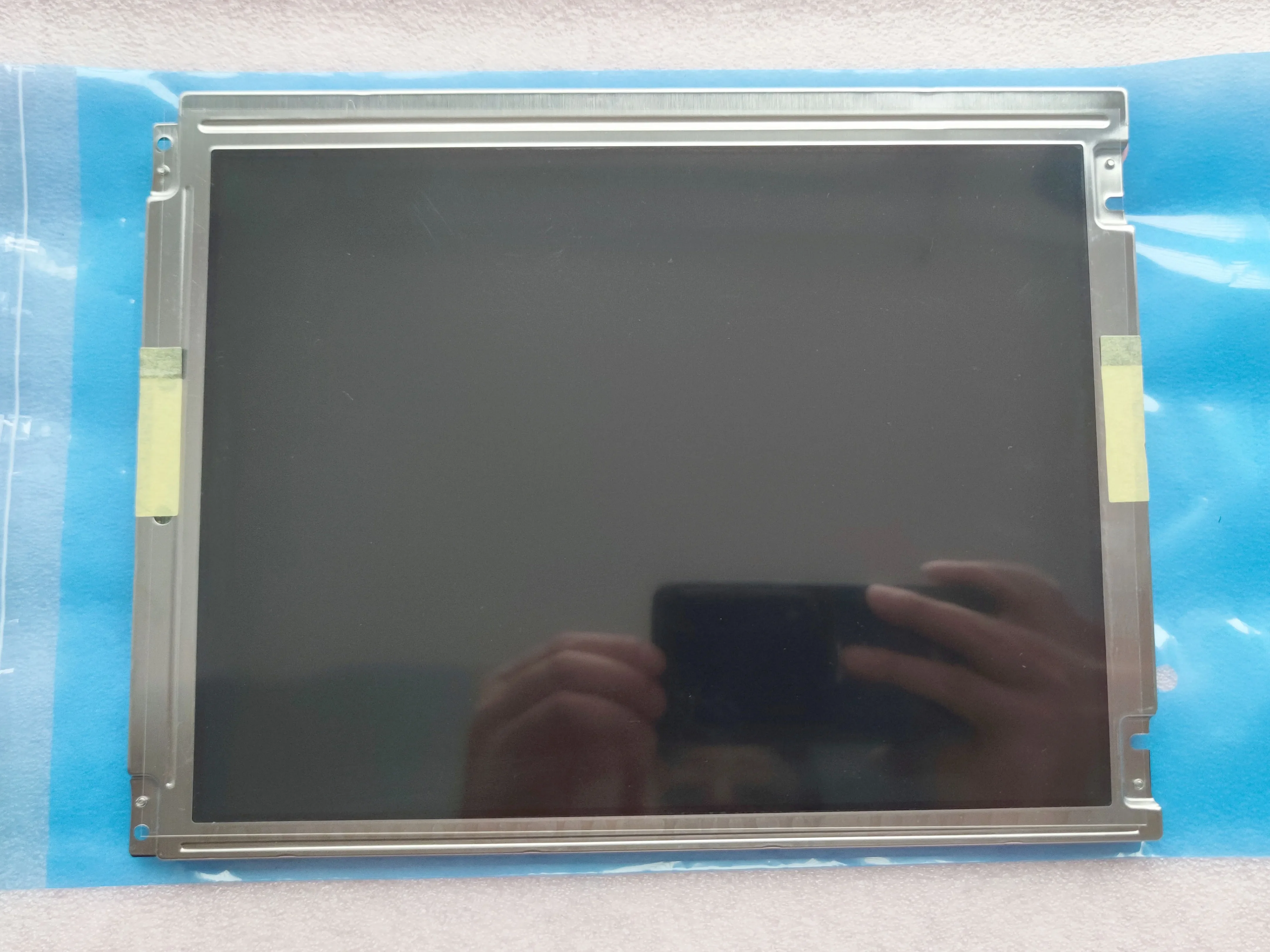 10.4-inch NL6448BC33-54 Industrial LCD Display Screen 640x480 Resolution Fully Tested Fast Shipping