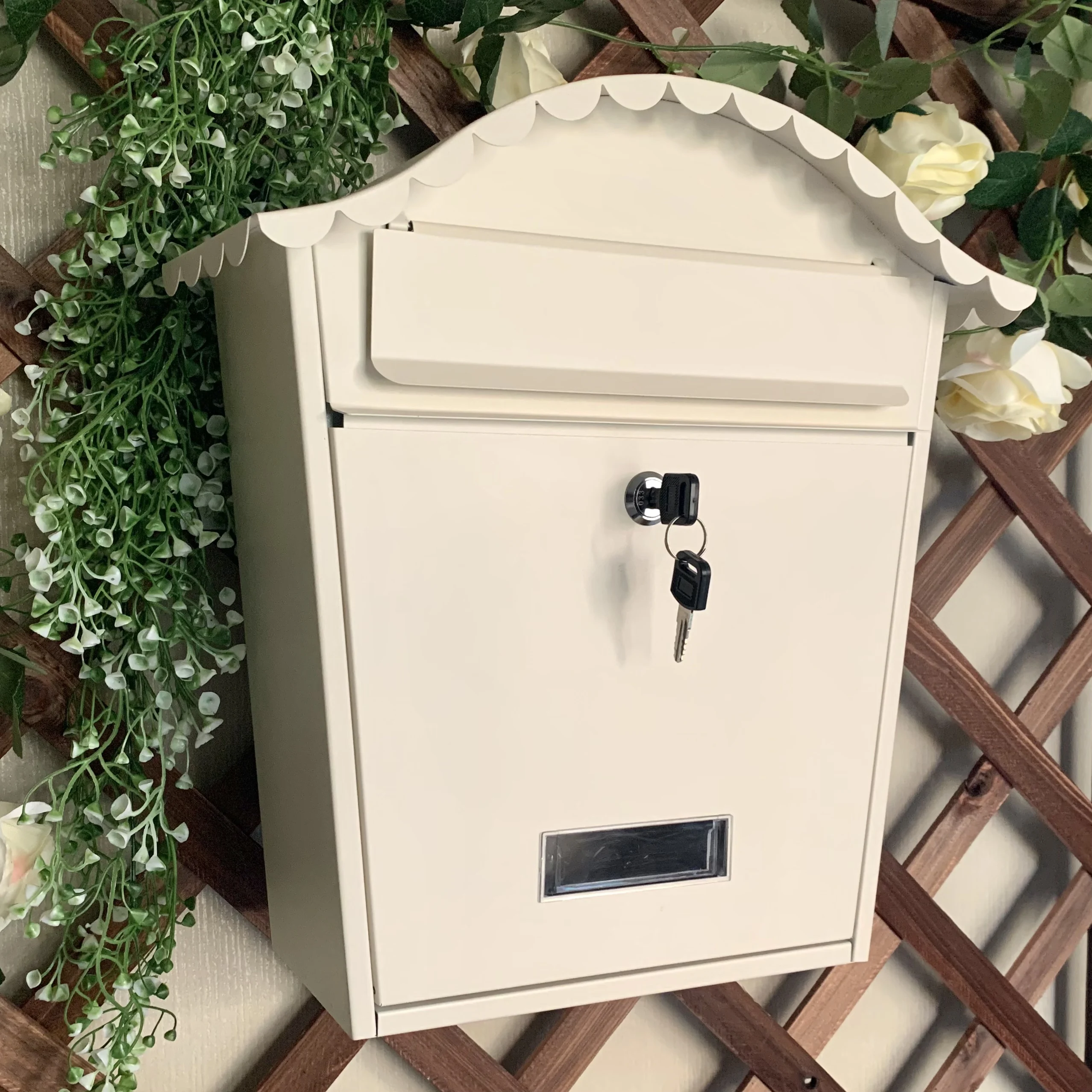 YX  High-quality villa mailbox outdoor rainproof mailbox wall-mounted  pastoral creative letter box aluminum
