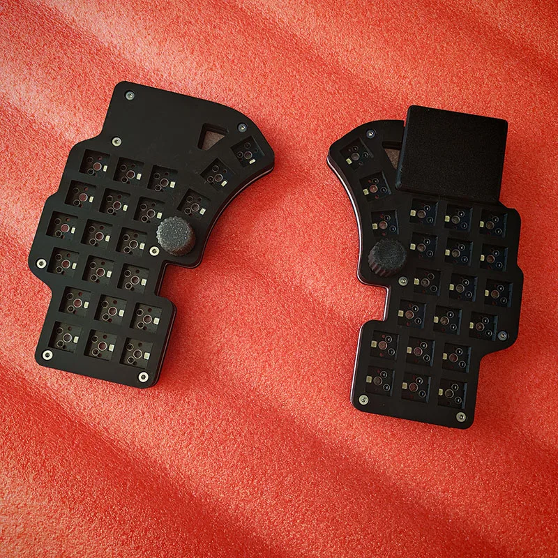 Dilemma 4X6 Circulaire Touchpad Split Keyboard Kit Aangepaste Hot Swappable Knop Bedraad RGB Gaming Keyboard Ondersteunt Ergonomische VIAL