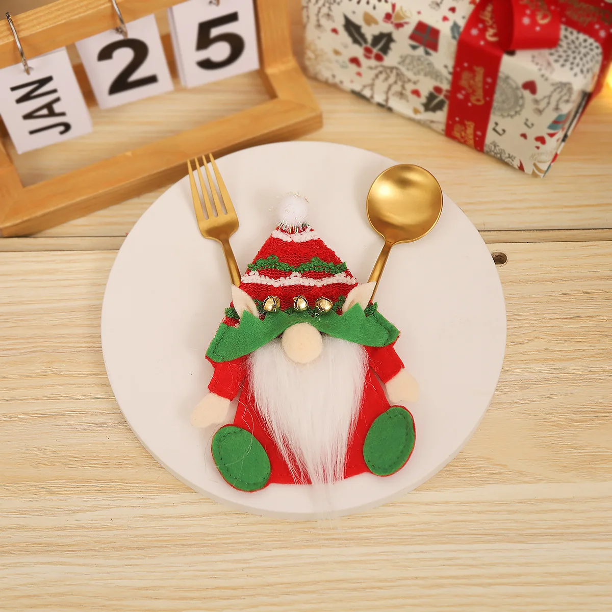 4pcs Gnome Christmas Cutlery Holder Knife Fork Pocket Bags Xmas Tableware Cover Dinner New Year Christmas Decoration for Home