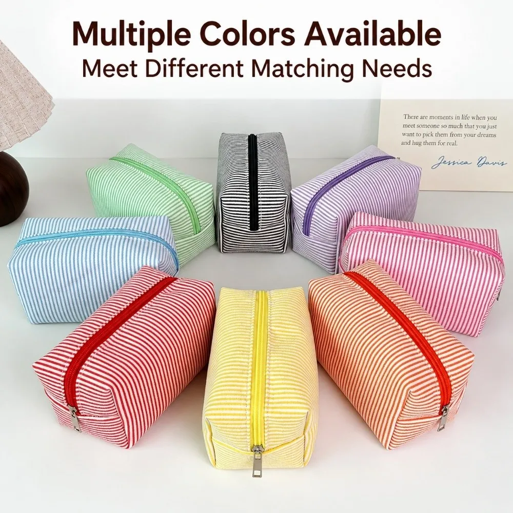 Striped Print Makeup Bag Zipper Closure Large Capacity Cosmetic Bag Polyester Bubble Yarn Toiletry Bag Travel & Daily Use