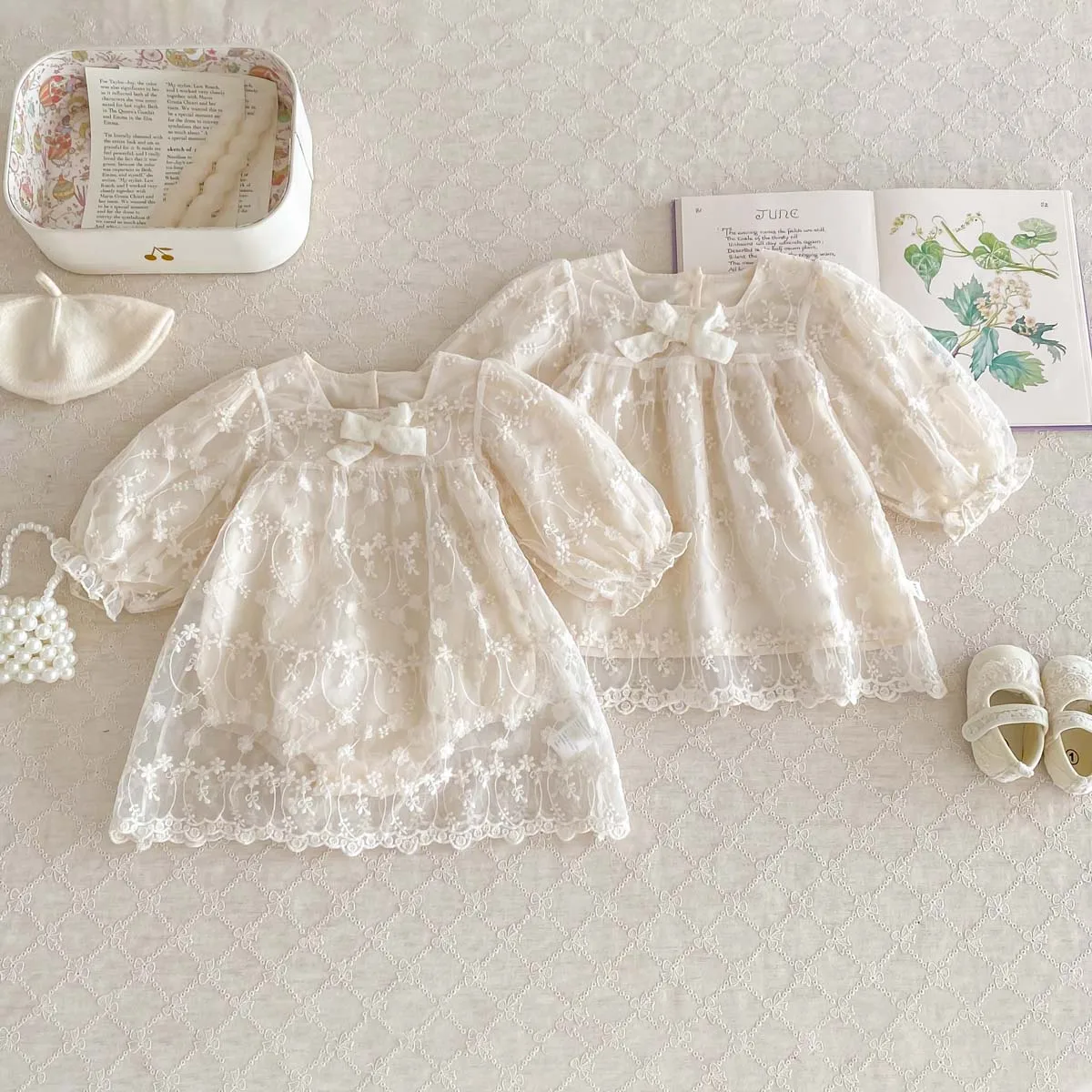 Autumn Kid Girl Dress Baby Girl White Lace Embellished Long Sleeved Jumpsuit or Dress Girl Romper Baby Clothes 0-3 Years Old