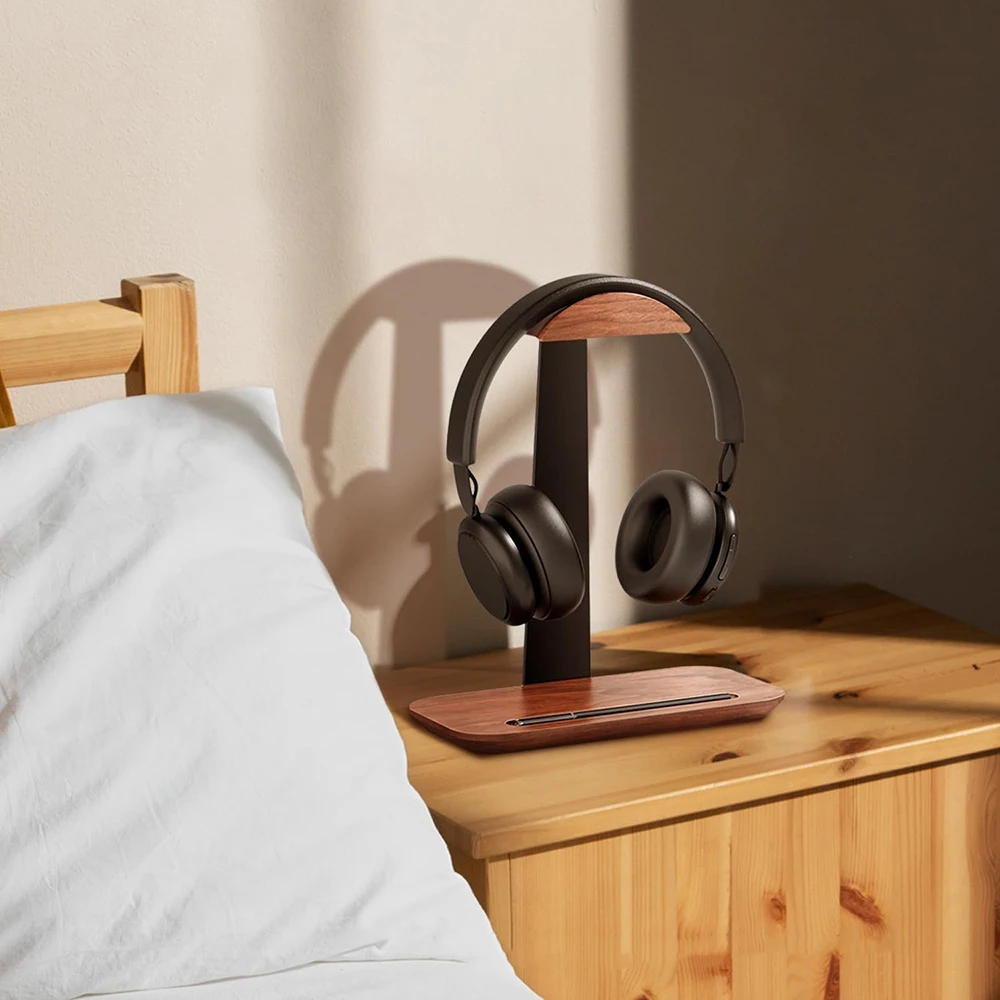 Desktop Storage Holder Aluminum Alloy Wooden Headset Stand Earphone Display Rack Built‑In Pen Slot For Desk Organizing