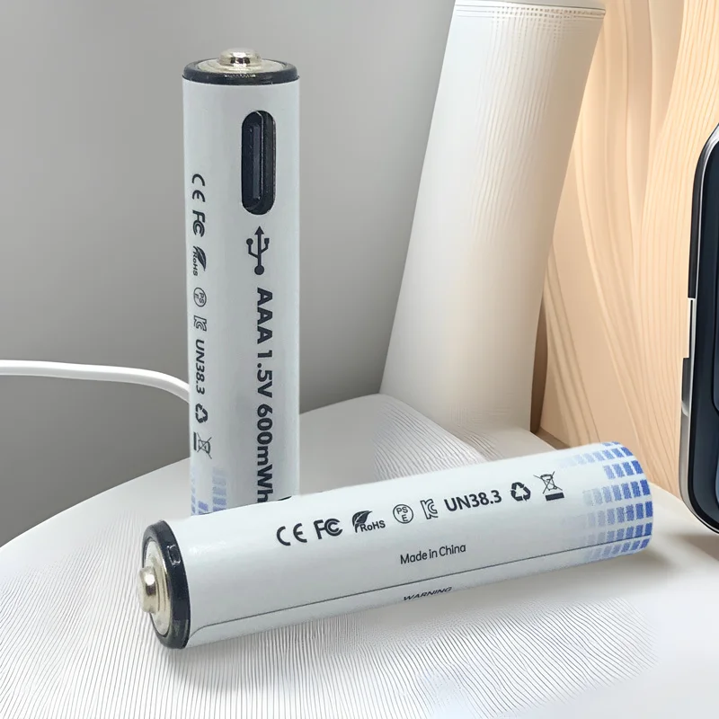 USB rechargeable battery 600mWh remote control AAA lithium battery 1.5V constant voltage
