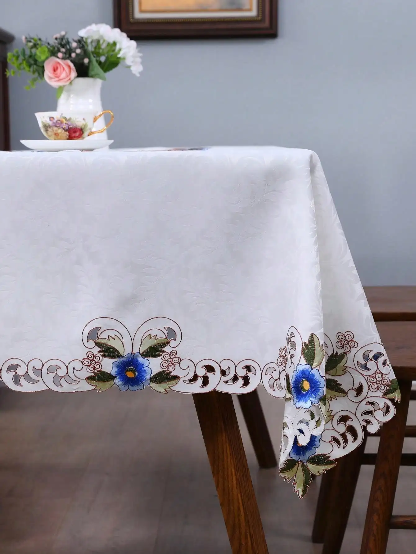 مفرش طاولة مصنوع يدويًا مع زهور مطرزة، مفرش طاولة جاكار أنيق فاخر من ألياف البوليستر مربع مستطيل مقاوم للغبار ومضاد للحرق لطاولة الطعام وطاولة القهوة ومهرجانات حفلات الزفاف #3