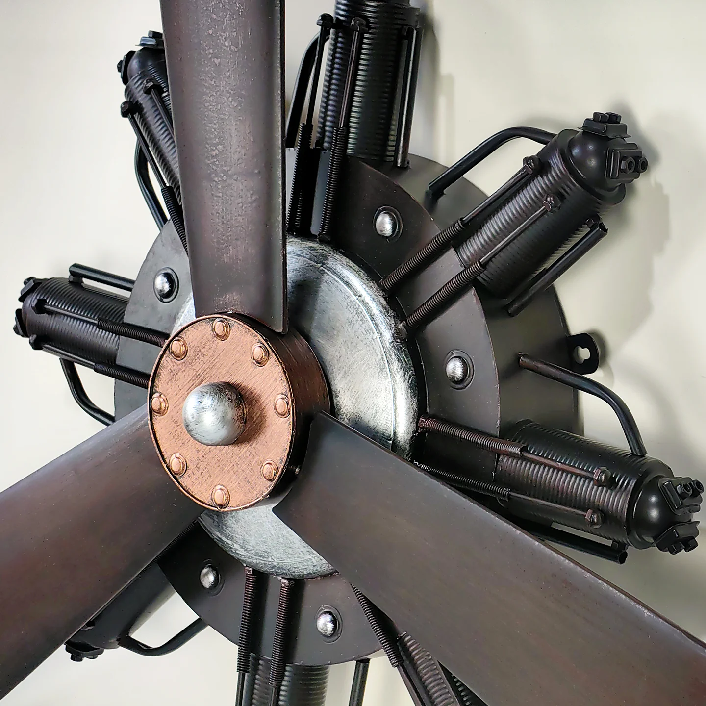 الحديد المطاوع الرياح الصناعية قلادة محرك الطائرات نموذج المروحة جدار بار مطعم غربي الديكور زخرفة الجدار شنقا