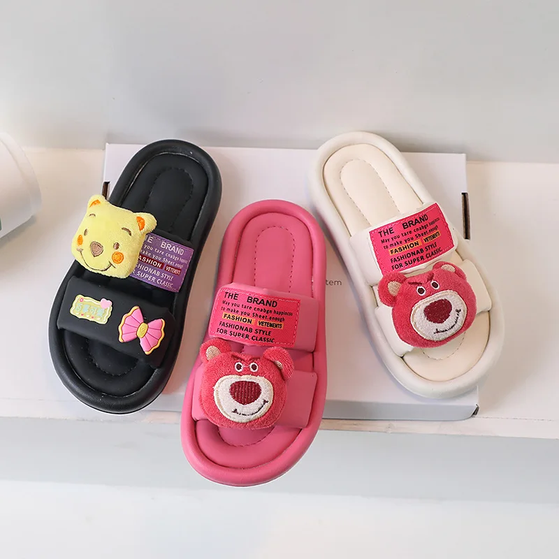 Disney Girls Fashion Cute Lotso Cartoon pantofole 2024 Summer New Boys and Girls pantofole antiscivolo Outdoor Wear Cool pantofole