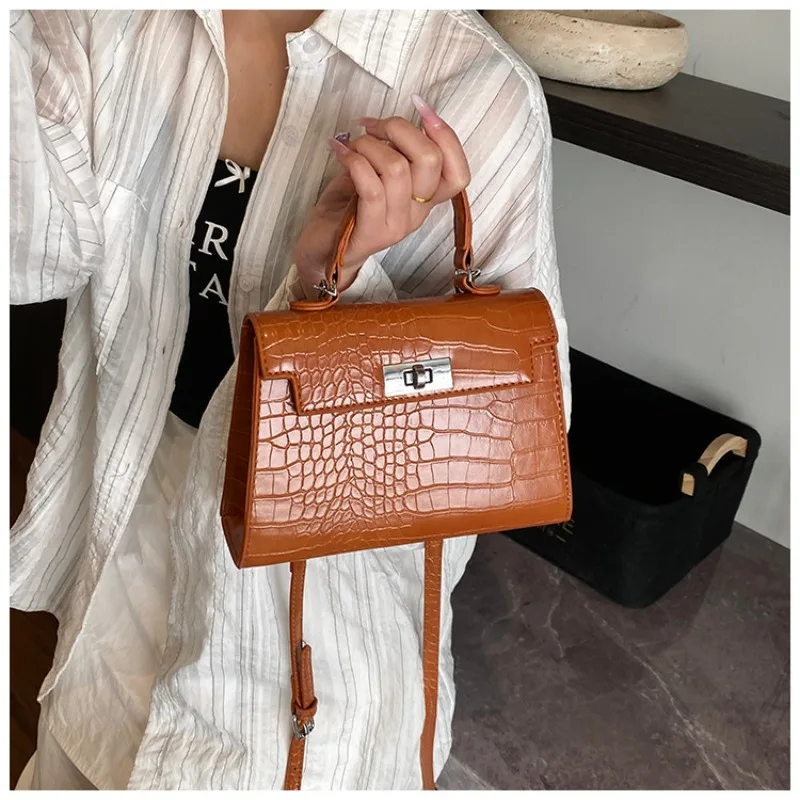 

2025 Trendy Plaid Bag for Women, Fashion Crossbody Shoulder Bag & Top Handle Purse, Casual Chic and Versatile Day Bag