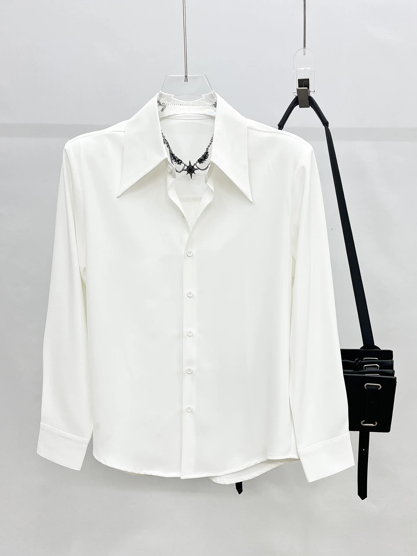 

Men's Casual Loose oulder Pad irt Pure Color Versatile Autumn New Sle Faionable Small ence Original Loose irt