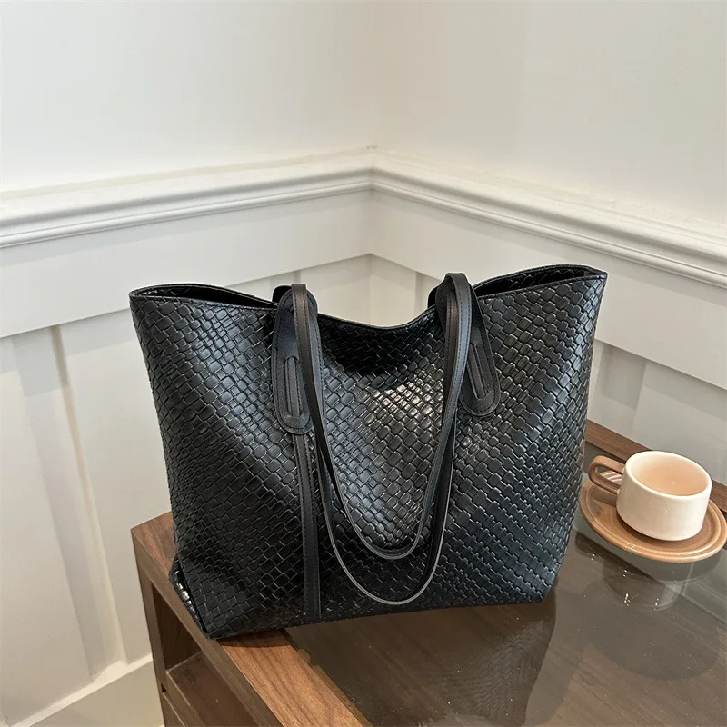 Retro woven pattern large capacity casual simple fashion solid color tote bag