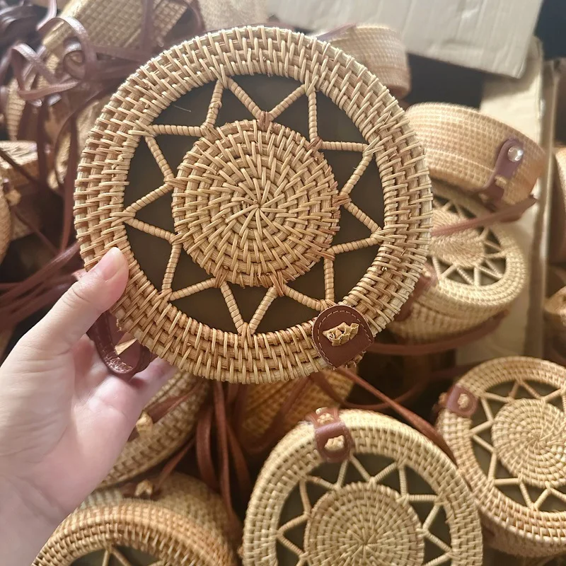 

Vintage rattan woven bag, one shoulder crossbody storage bag, women's straw woven bag, fashionable beach bag for tourism