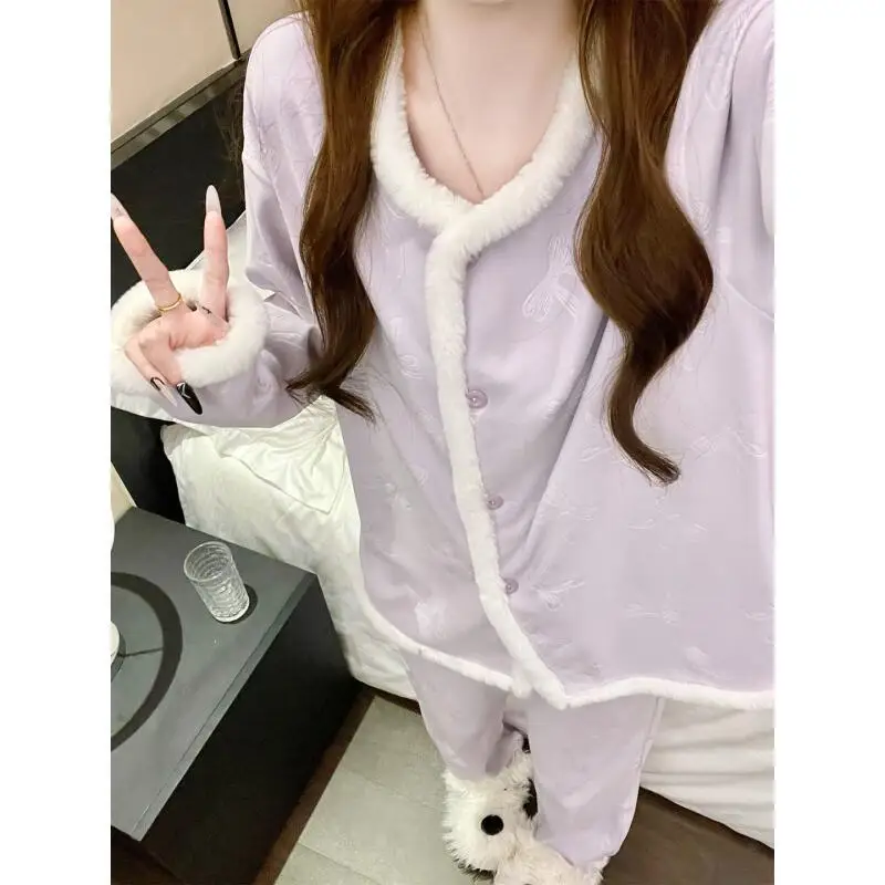 الملابس النسائية منامة الخريف والشتاء رشاقته الفانيلا طوق القوس المرجان الصوف الترفيه Homewear مجموعة طويلة الأكمام السراويل