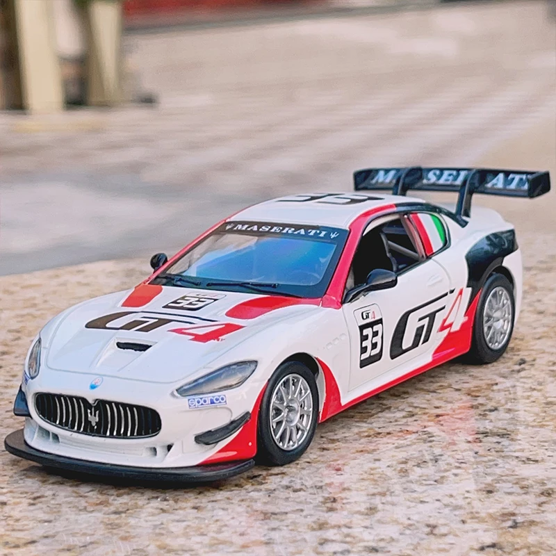 1:32 Maserati GranTurismo MC GT4 합금 금속 다이 캐스트 모델 자동차 독립 DIY 디자인 유행 장난감 남자 친구를위한 생일 선물