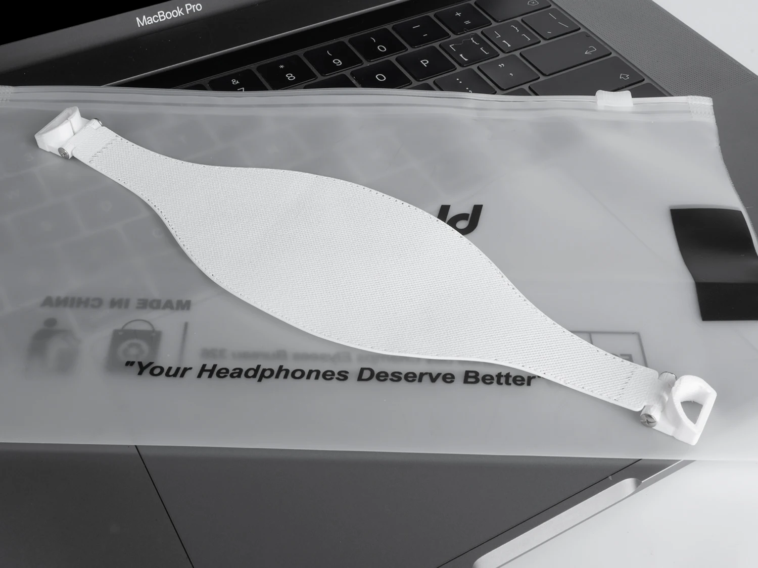 Head pad For Sennheiser Momentum 4.0 HDB 630 Accentum / Plus Headsets Widened headband pressure-relief pad earpads