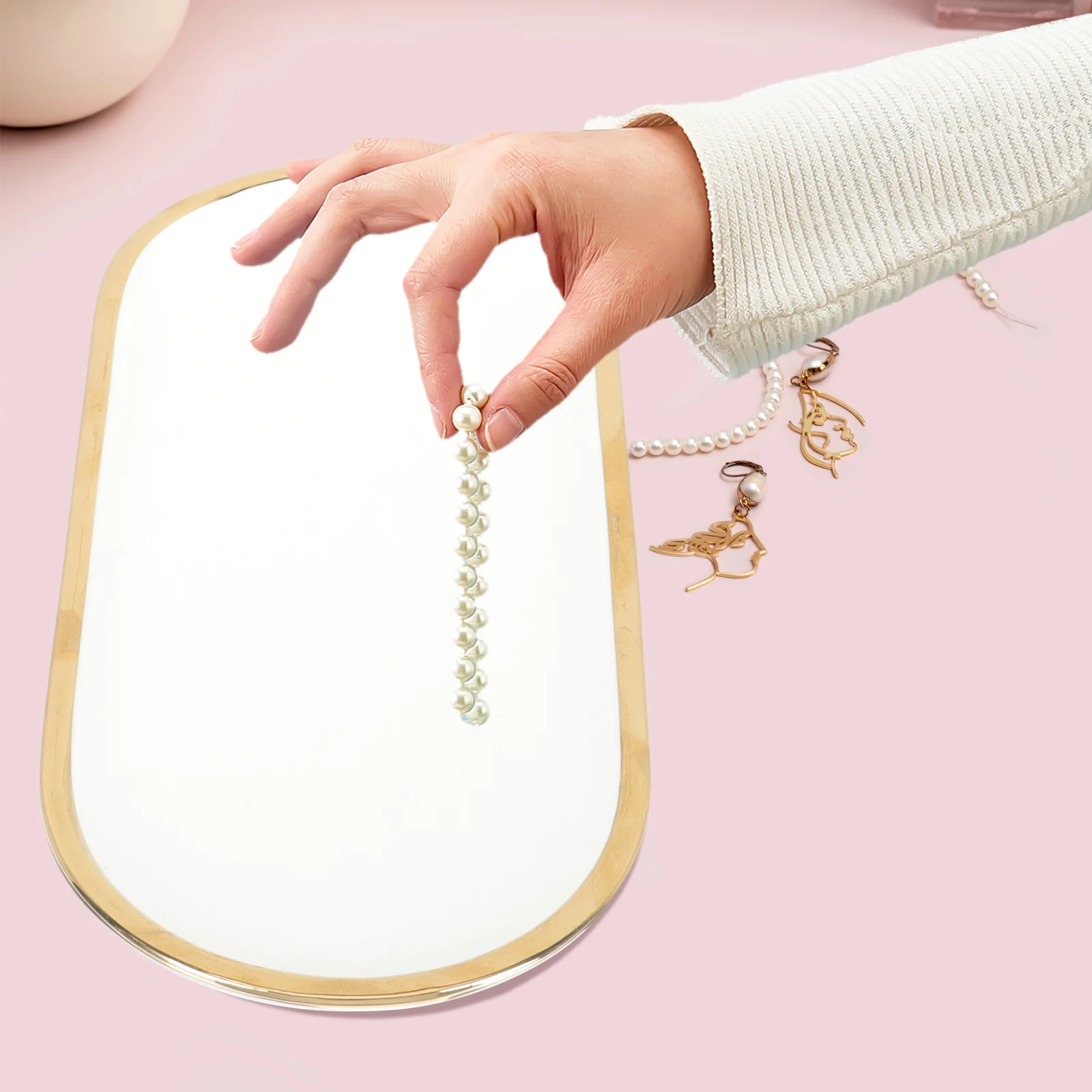 

Elegant Gold Rimmed Ceramic Jewelry Tray Storage Plate for Rings Bracelets Necklaces Decorative Desktop Organizer Home Decor