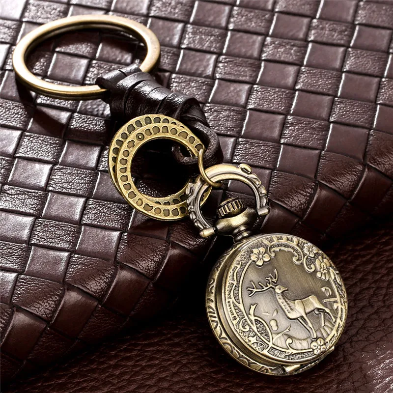 Antique Alloy Round Case Watch Engraved Elk Pattern Small Size Quartz Analog Pocket Watch for Men Women Pendant Key Ring Watches