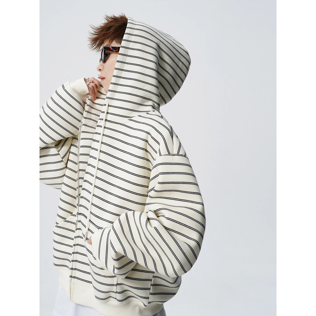 Casual Men's Sweatshirt, Daily Loose Commuter Top, Unisex, Cotton Blend Breathable, Moisture-wicking Striped Jacket