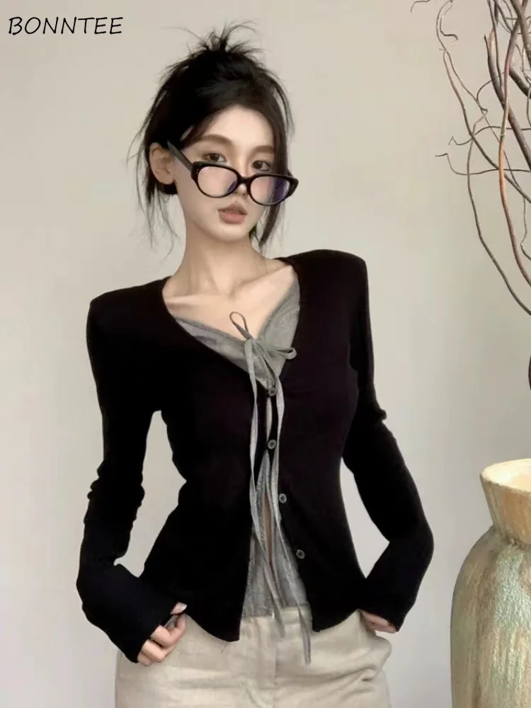 

Shirts Women V-neck Lace-up Design Casual Chic Slim Fit Autumn All-match Fake 2pcs Single Breasted Daily Trendy Inner Tops Y2k