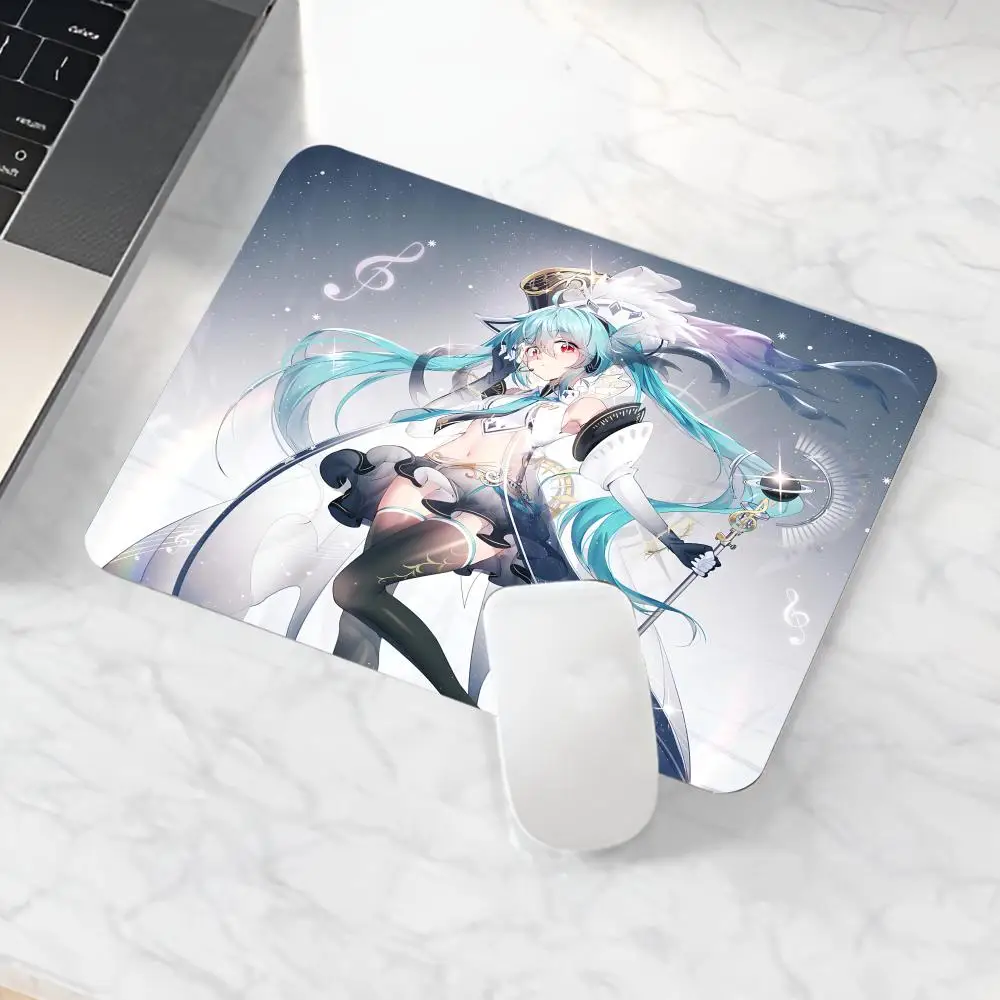 H-Hatsunes Miku Mouse Pad Game mause pads Laptops Small Wrist Protector Supplies Desk Accessories Luxury Notebook Accessories cs