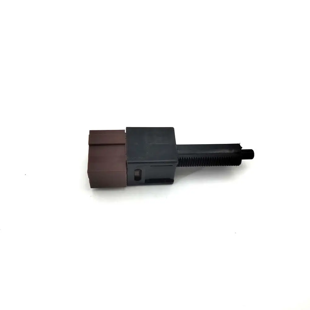 Brake Light Switch For Nissan Altima Maxima Quest Titan Versa Xterra 25300-AT300