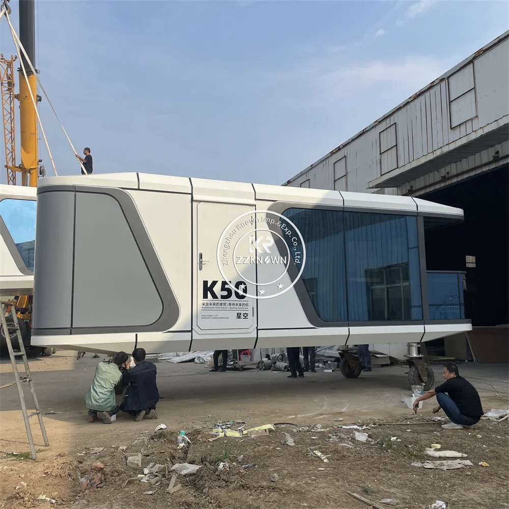 Luxury Modular Camping Prefabricated Tiny House Modern Prefab Containers Office Portable Mobile Space Capsule Room House