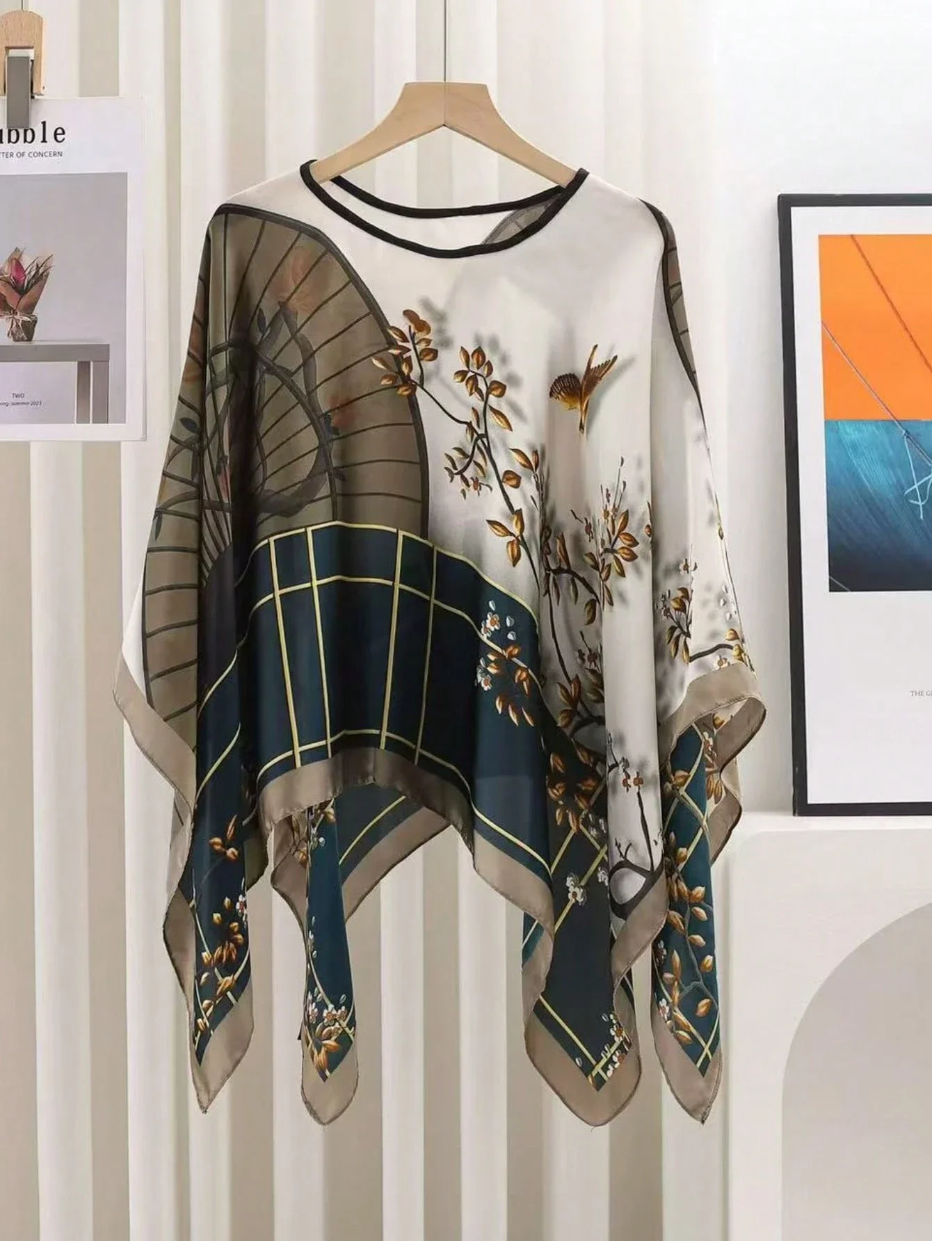 

Women Summer Printed Batwing Sleeve Chiffon Poncho Loose Sheer Blouse Floral Paisley Boho Beach Cover Up